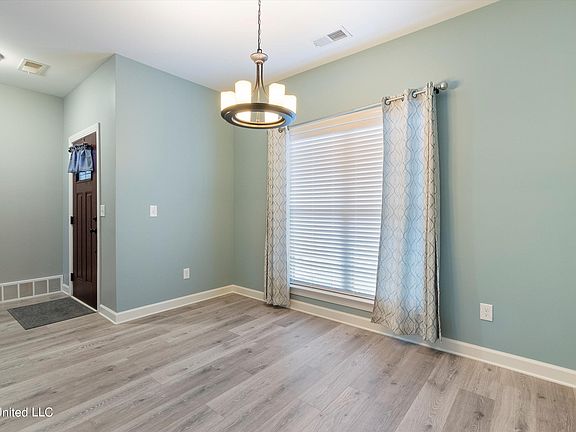 3rd image of 7116 Golden Oaks Loop E