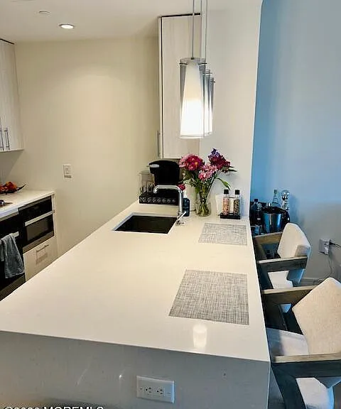 30 Melrose Ter #221 — Photo 6
