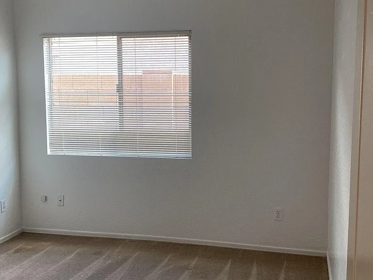 5257 W Shumway Farm Rd — Photo 7