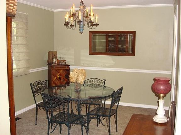 4th image of 9735 Stonerock Ct