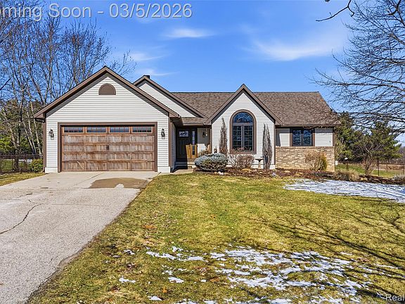 3rd image of 8482 Reid Rd