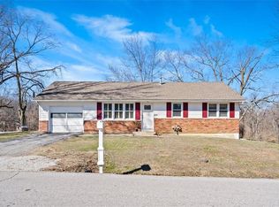 2112 Lynn Rd, Excelsior Springs, MO 64024