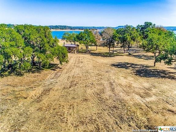 3rd image of 849 Lake Island Dr