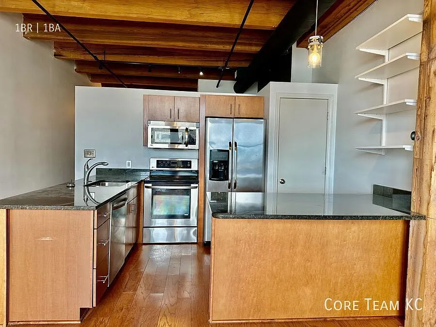 Downtown Loft with Garage Parking Included! — Photo 4