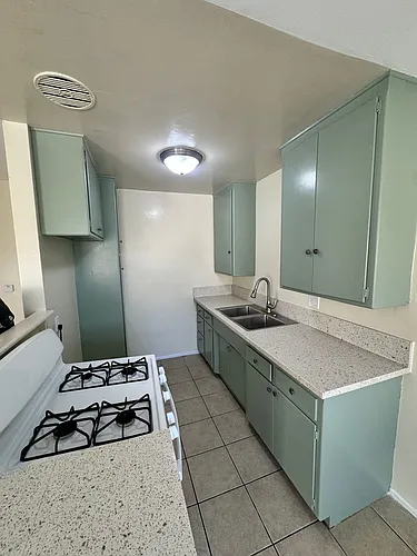 6280 Cherry Ave #12 Photo 1