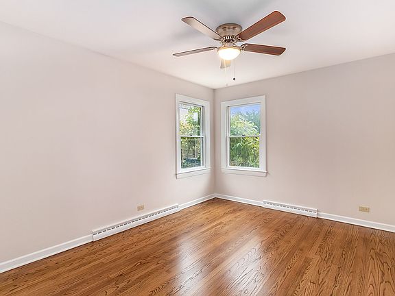 3rd image of 239 N Marion Ave