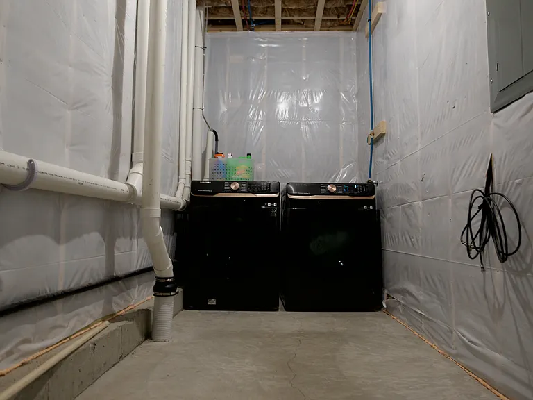 15 Irving St — Photo 6