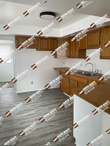 309 E North St #1 — Photo 2