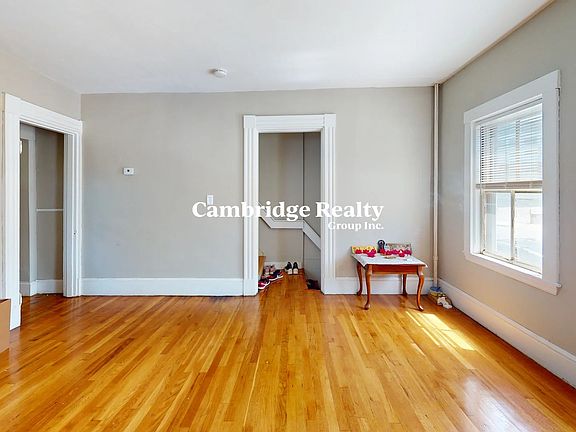 4th image of 13 Winship St #T