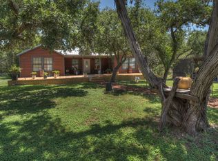 140 Patterson Drive, Leakey, TX 78873