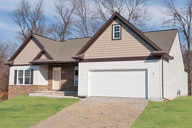1st image of 241 Copper Beech Ln