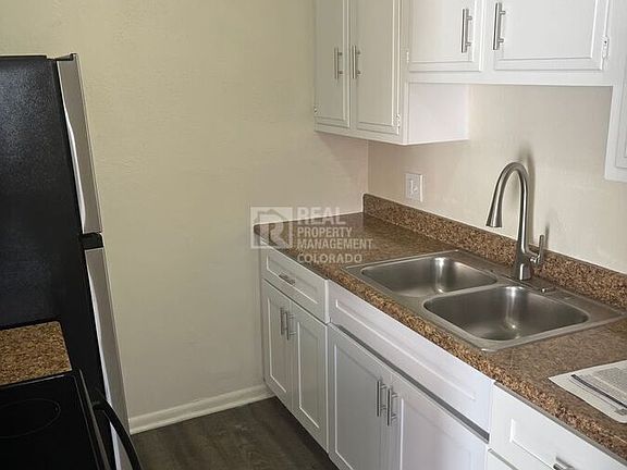 2nd image of 1303 Coffman St APT 4