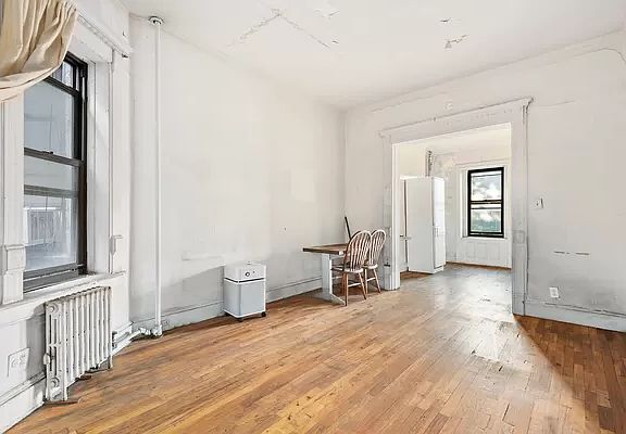 3rd image of 673 Vanderbilt Ave #2D