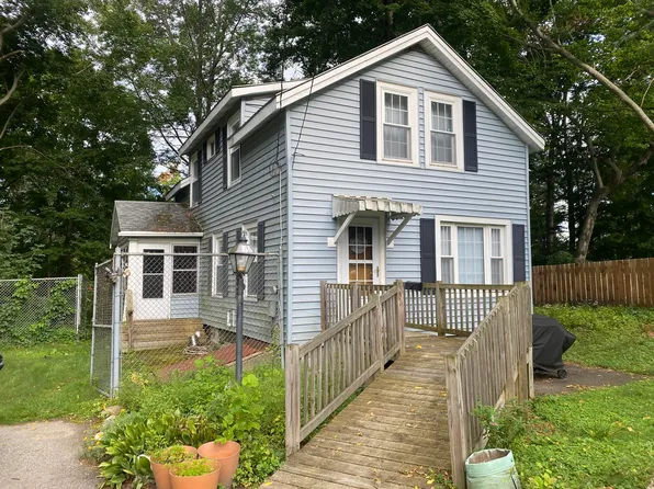 14 Robinson Avenue, Bennington, VT 05201