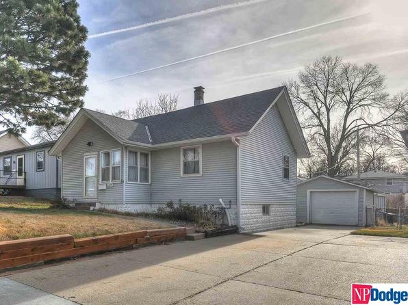 6329 Parker St Omaha Ne 68104 Zillow
