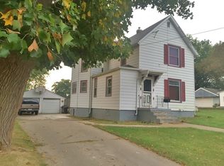 233 W Division St, Kewanee, IL 61443