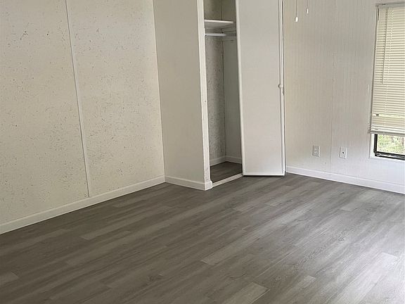 4th image of 1363 Genoveva Ln