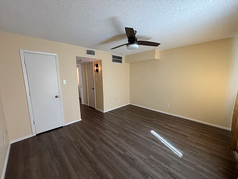 10650 Steppington Dr #146 — Photo 3