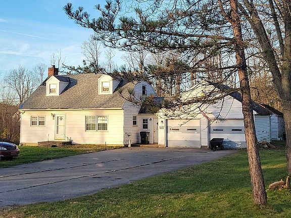 3rd image of 15336 Martin Dr