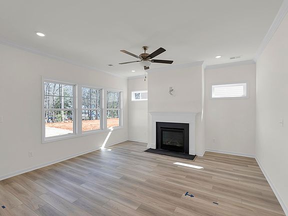 5th image of 508 Barbican Pl Lot 41