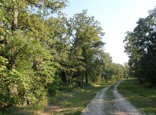 3320 Danz Forest Dr, Rosebud, MO 63091