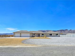 5880 Johnnie Mine St, Pahrump, NV 89060