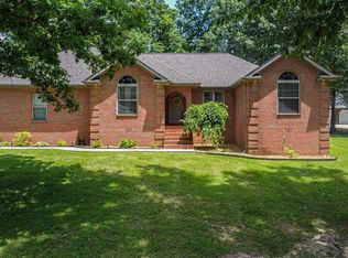 1331 Creekview Dr, Paducah, KY 42003