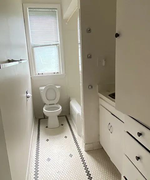 615 W Huron St #3 — Photo 11