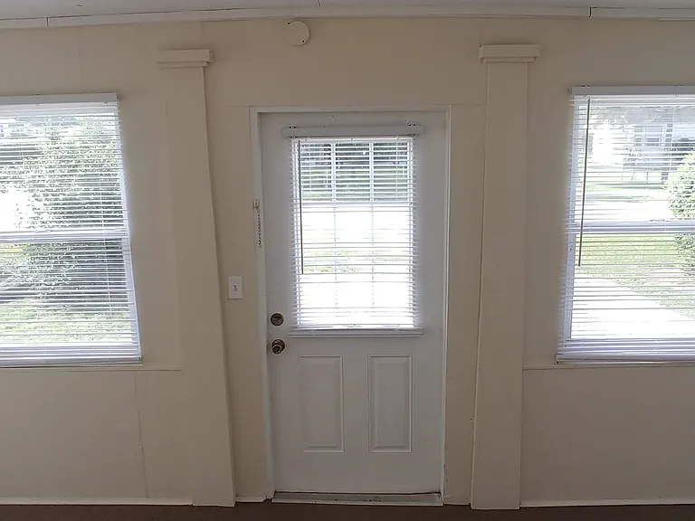 423 Main St #A — Photo 11