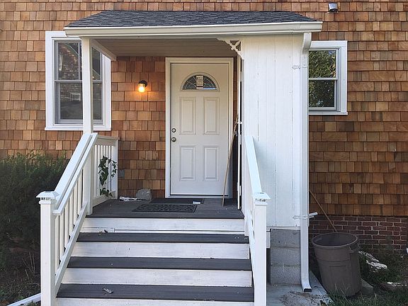 3rd image of 316 East Ave