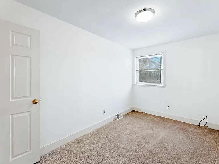 12450 Knights Rd #2 — Photo 36