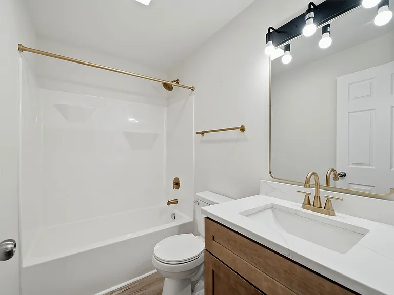4257 Norfolk Ave #1W — Photo 14