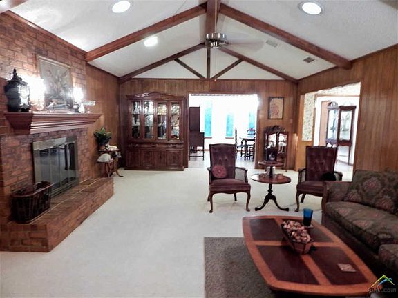 3rd image of 805 Elmridge Dr