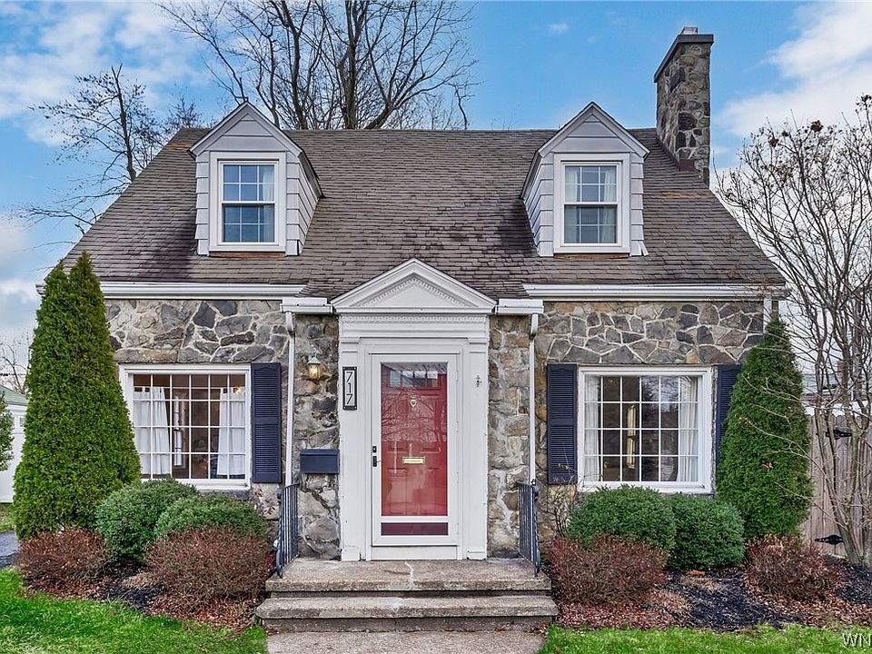 1st image of 717 Parker Blvd