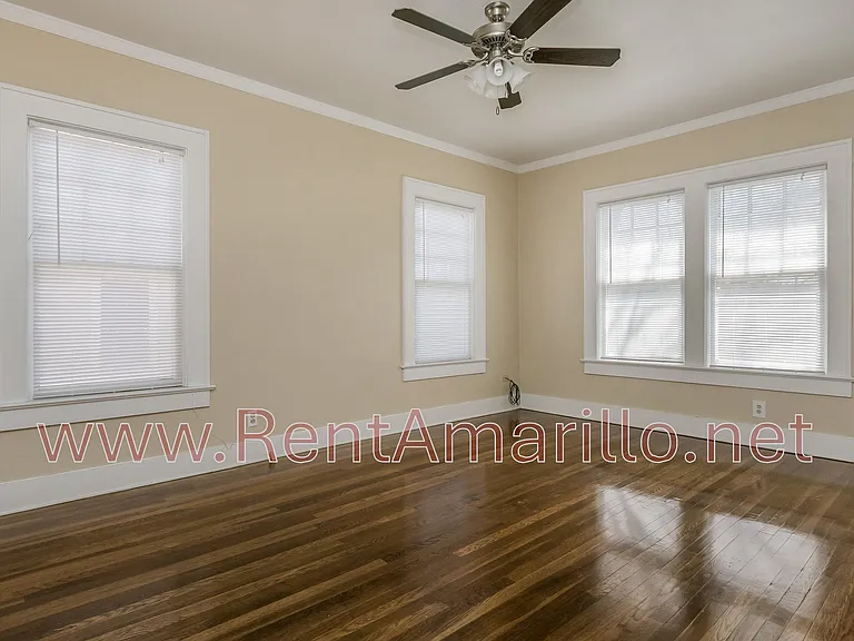 2047 S Hughes St — Photo 10