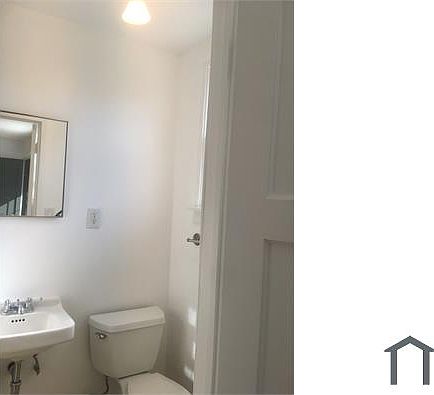 4th image of 235A W 1st St #A