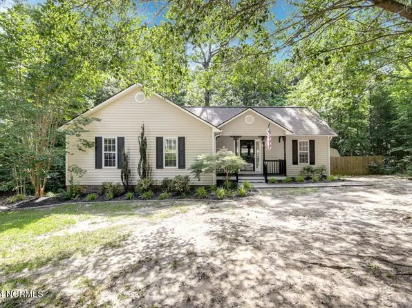 194 Creekstone Drive, Benson, NC 27504