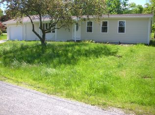 85 Edwin St, Middleburg, PA 17842