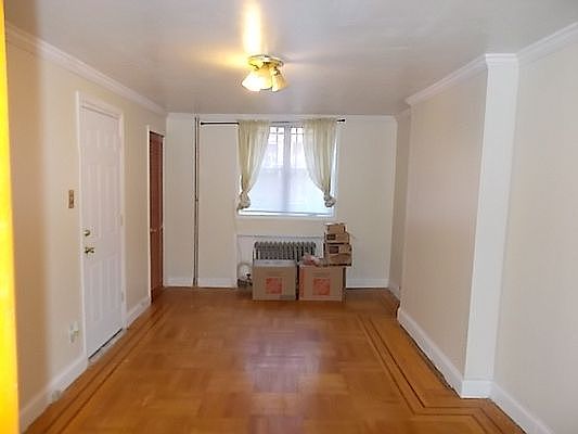 4th image of 450 Prospect Pl #1