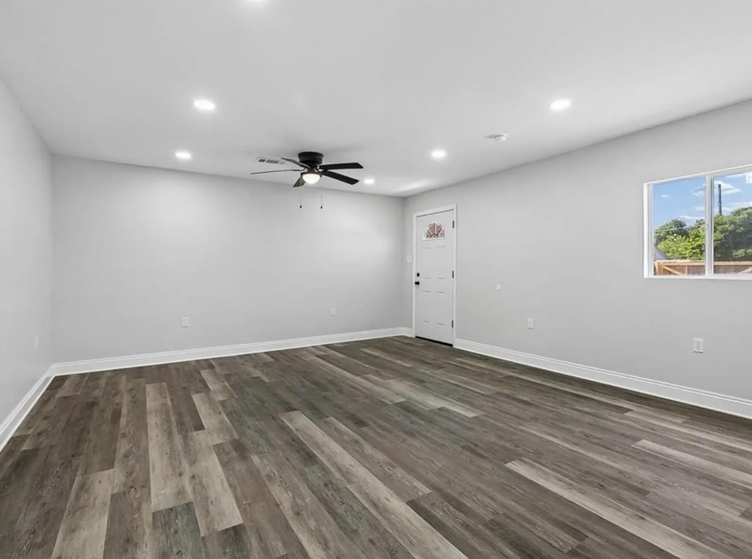 1 bed, 600 sqft, $1,200 — Photo 2