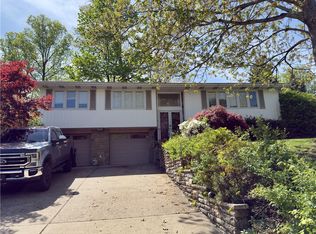 481 Amherst Ave, Coraopolis, PA 15108