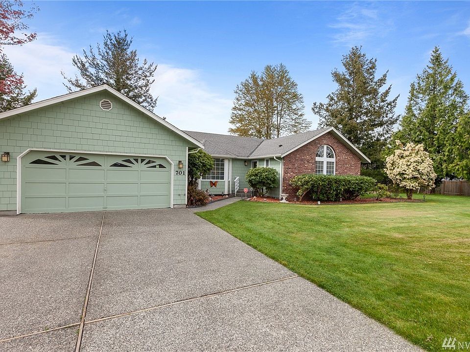 1st image of 701 Cultus Mountain Dr
