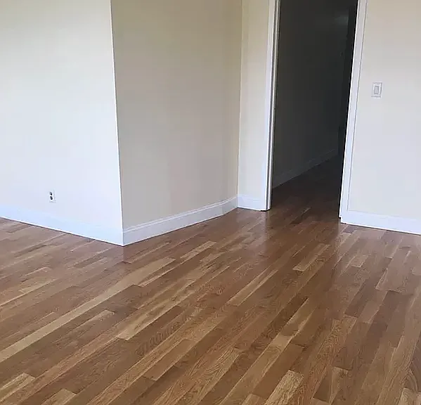 78 16th St #4R — Photo 6