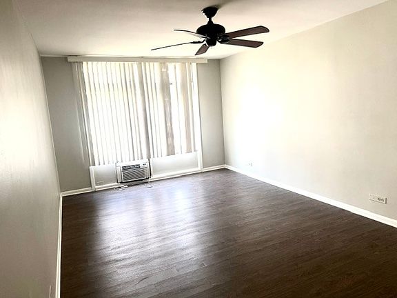 5th image of 222 N Marion St APT 2M