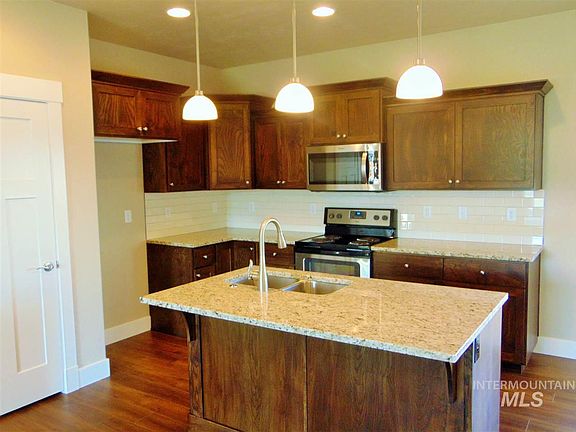 2nd image of 3516 Argyle Pl