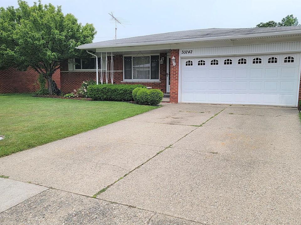 1st image of 30242 Cousino Dr