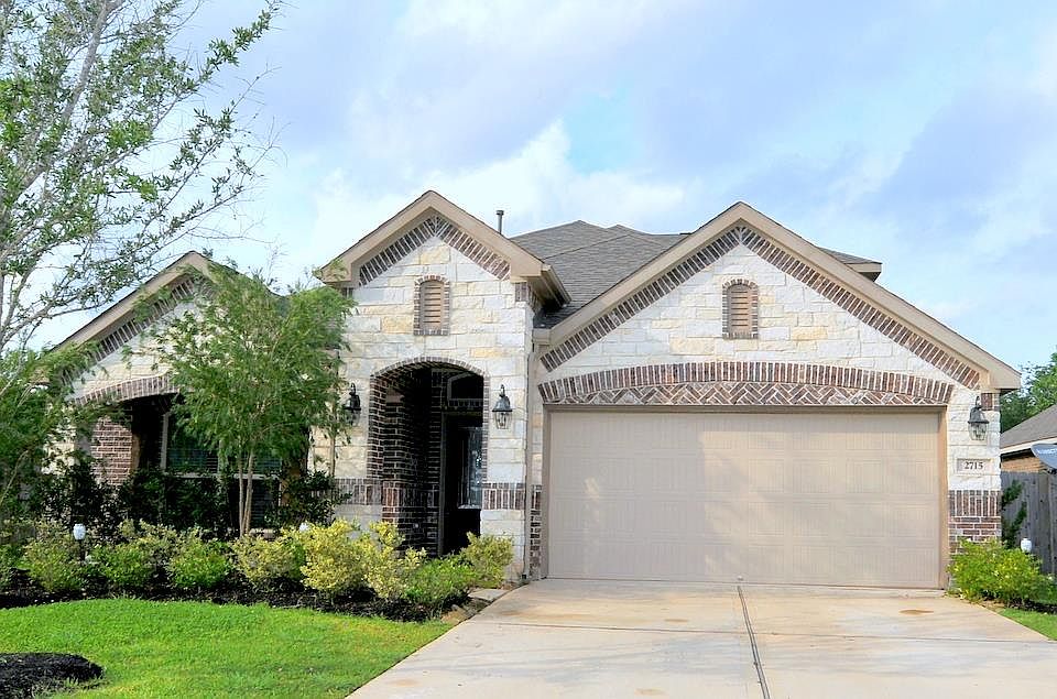 1st image of 2715 Camden Hill Ln