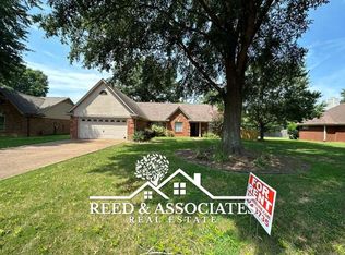 304 E White Rd, Collierville, TN 38017