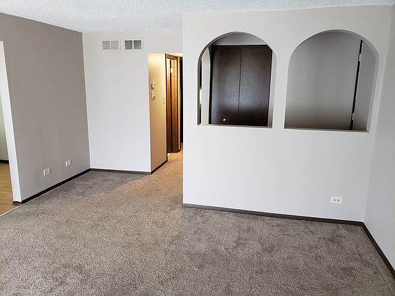 3rd image of 15804 86th Ave Unit 128