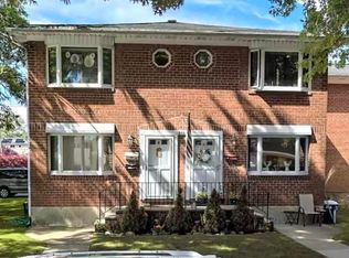 360 Burgher Ave FLOOR 2, Staten Island, NY 10305